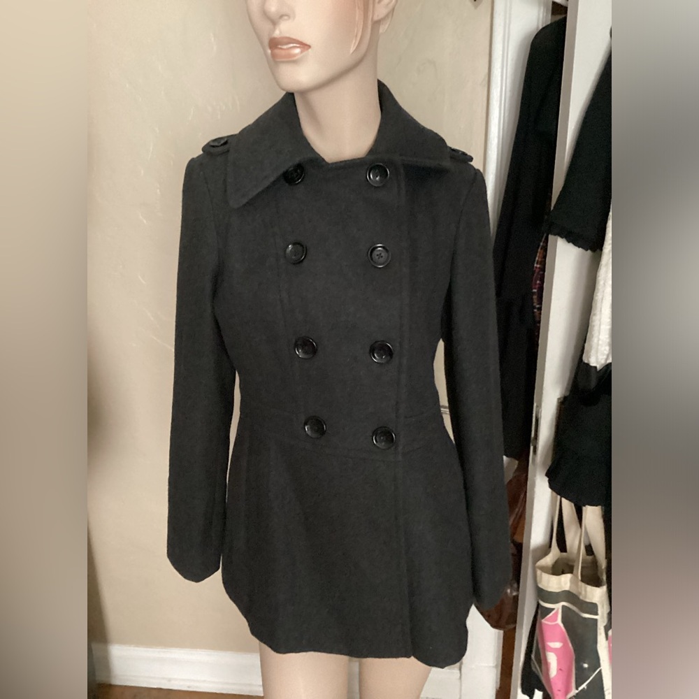 Michael Kors women’s dark grey double breasted pea coat. Size sml. AA++